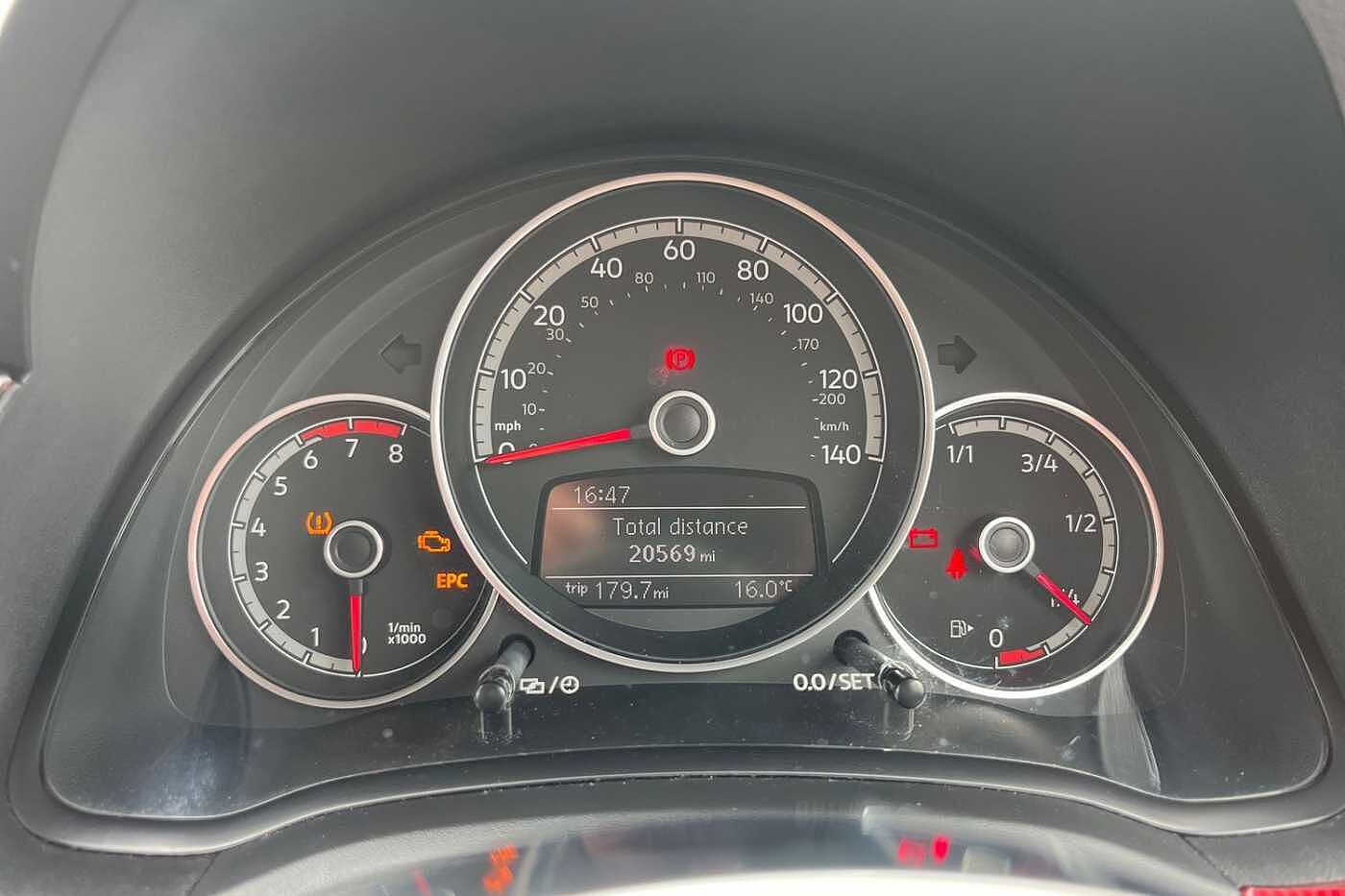 Volkswagen up!