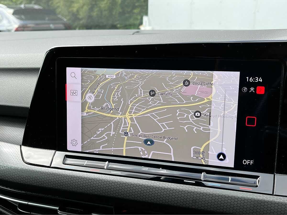 Volkswagen Golf GTI