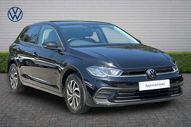Volkswagen Polo 1.0 TSI Life 5dr + PARKING SENSORS/TINTED GLASS