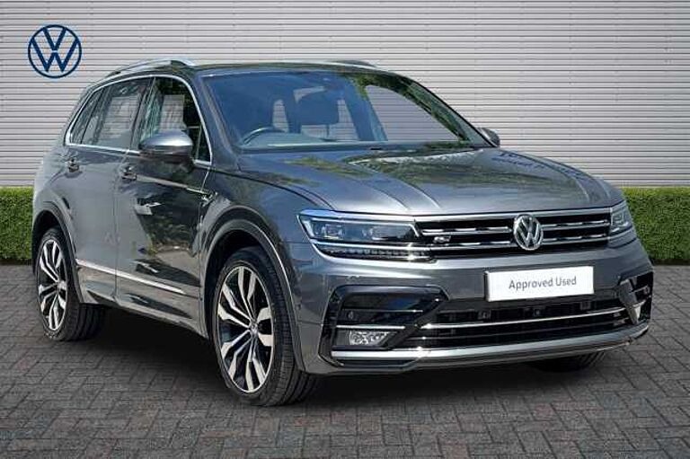 Volkswagen Tiguan 2.0 TSI 230PS 4Motion R-Line Tech 5dr DSG + LEATHER/SUNROOF/PRO NAV