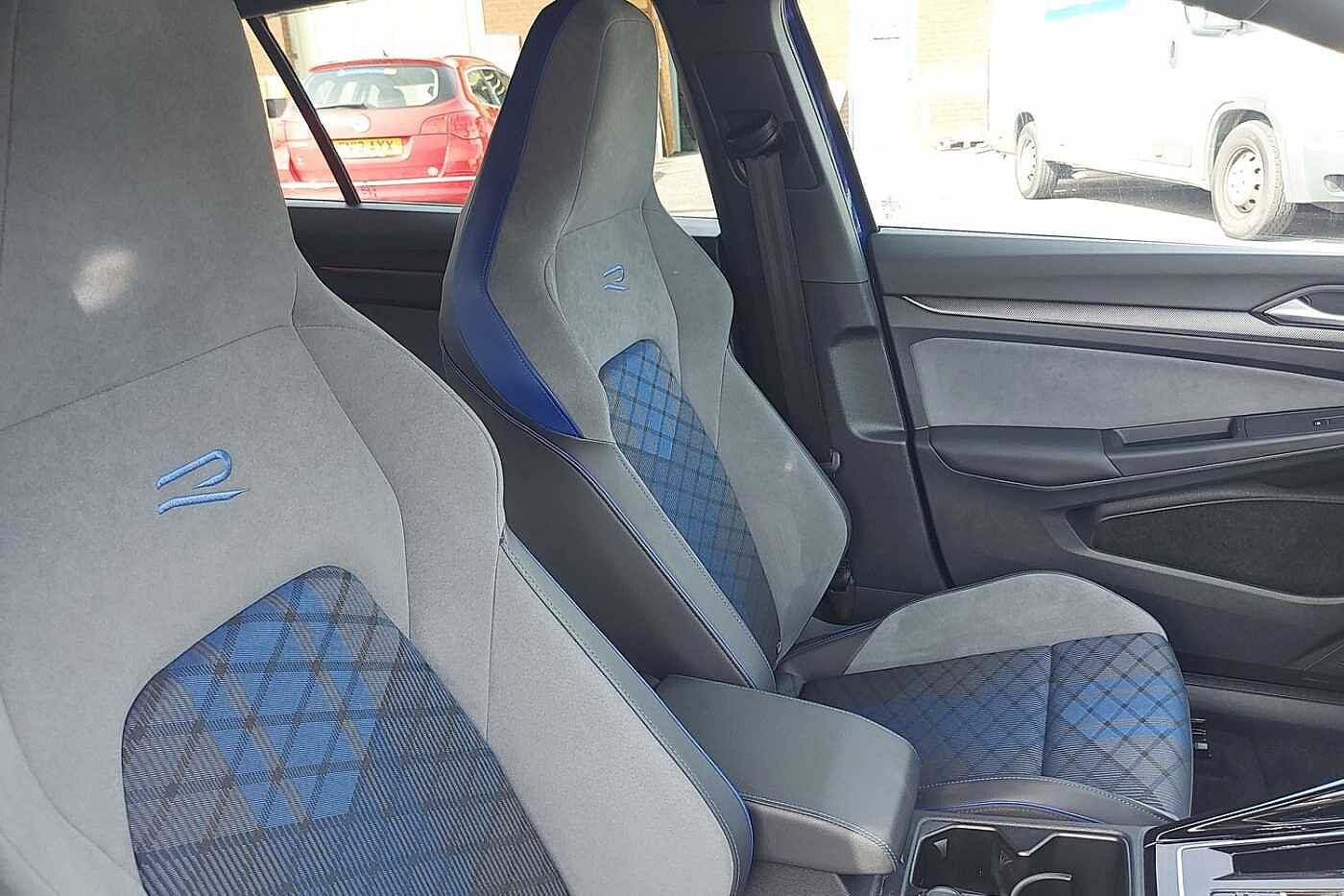 Volkswagen Golf R