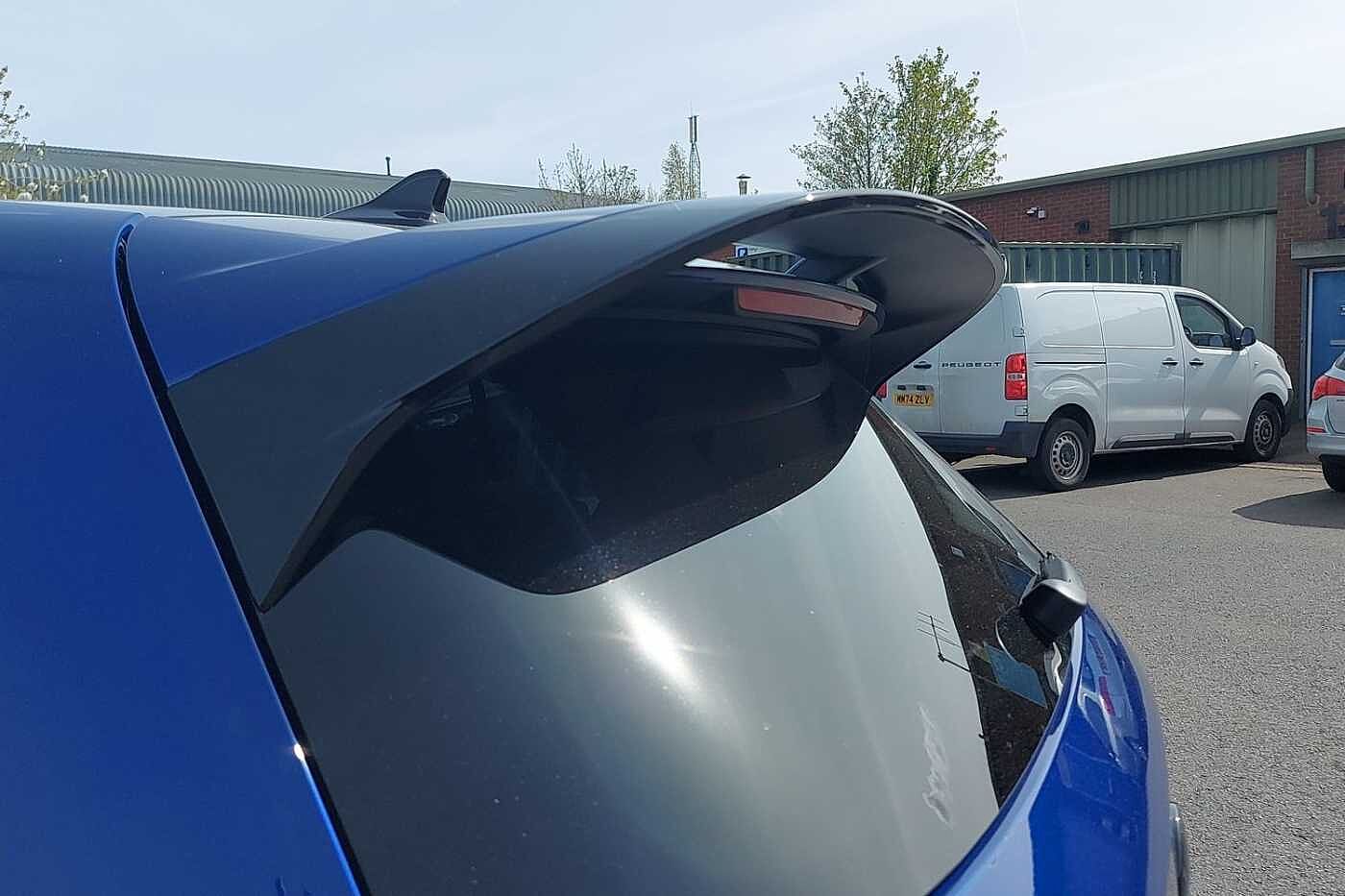 Volkswagen Golf R