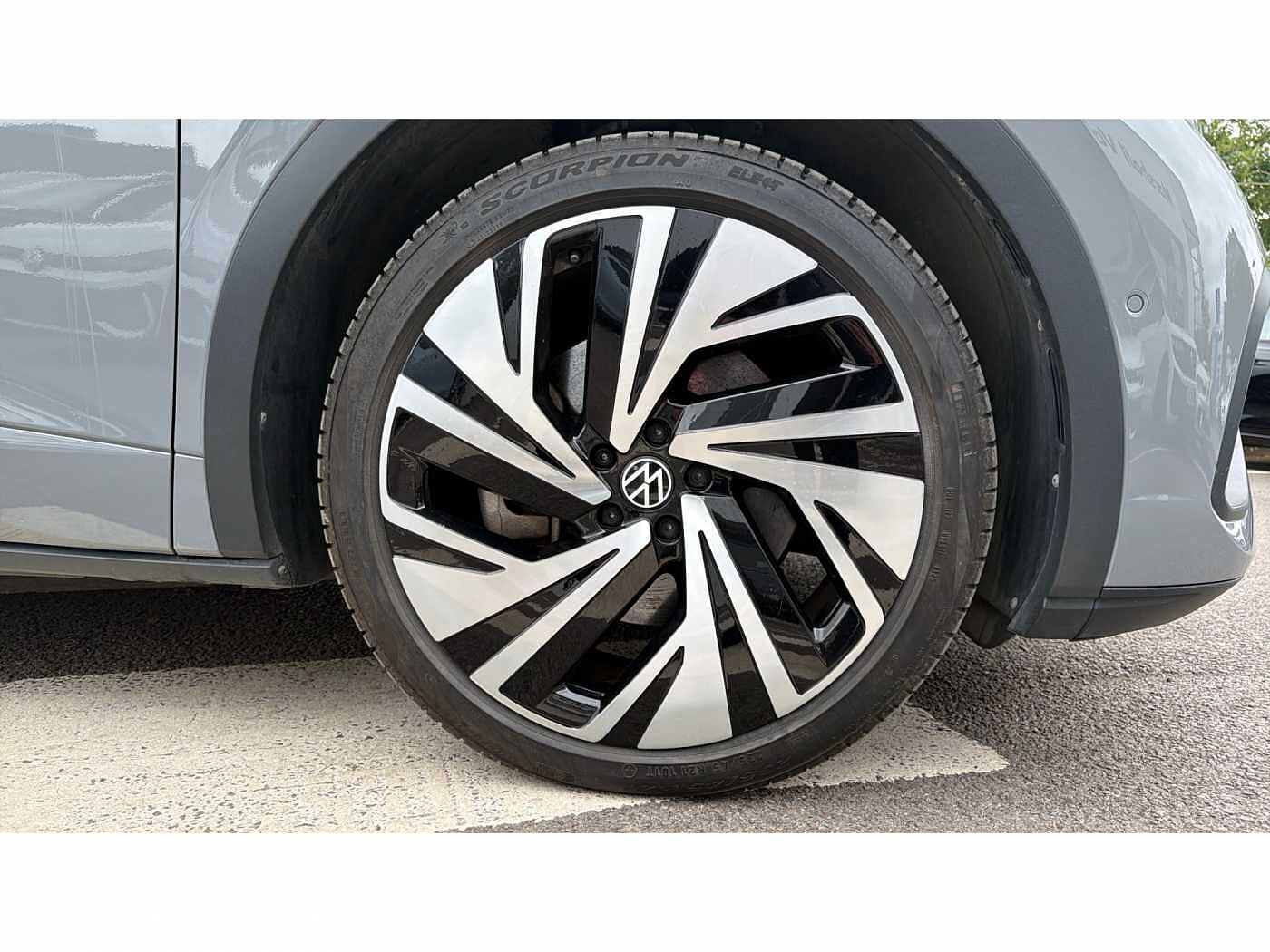 Volkswagen ID.5