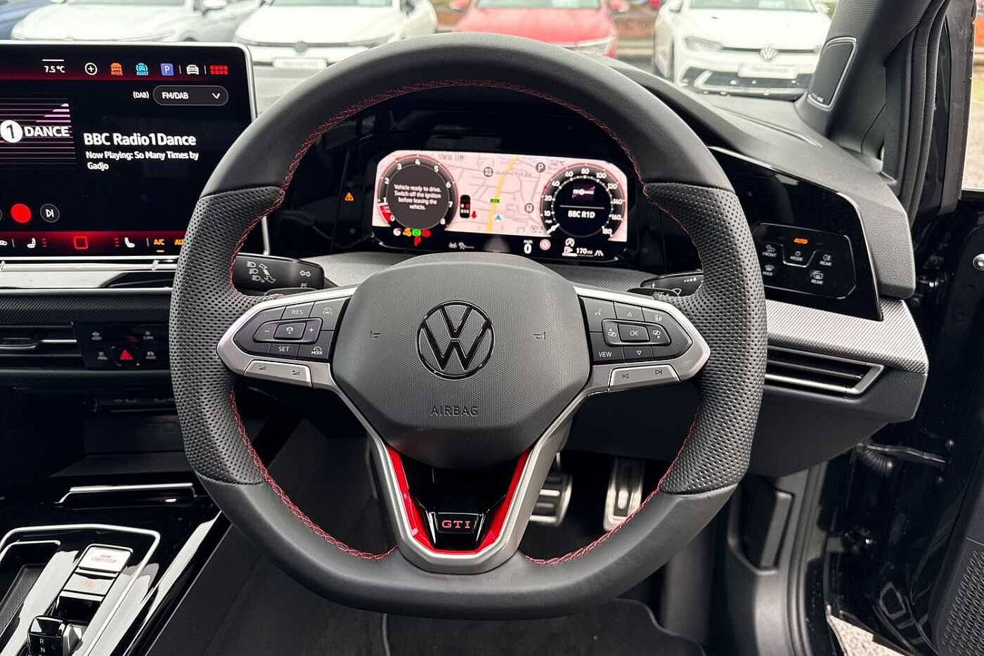 Volkswagen Golf GTI