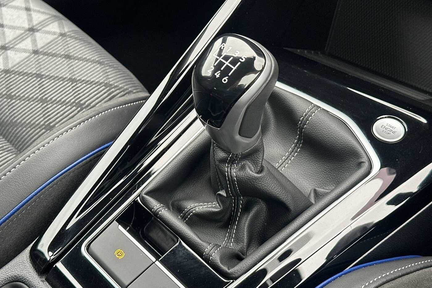 Volkswagen Golf R