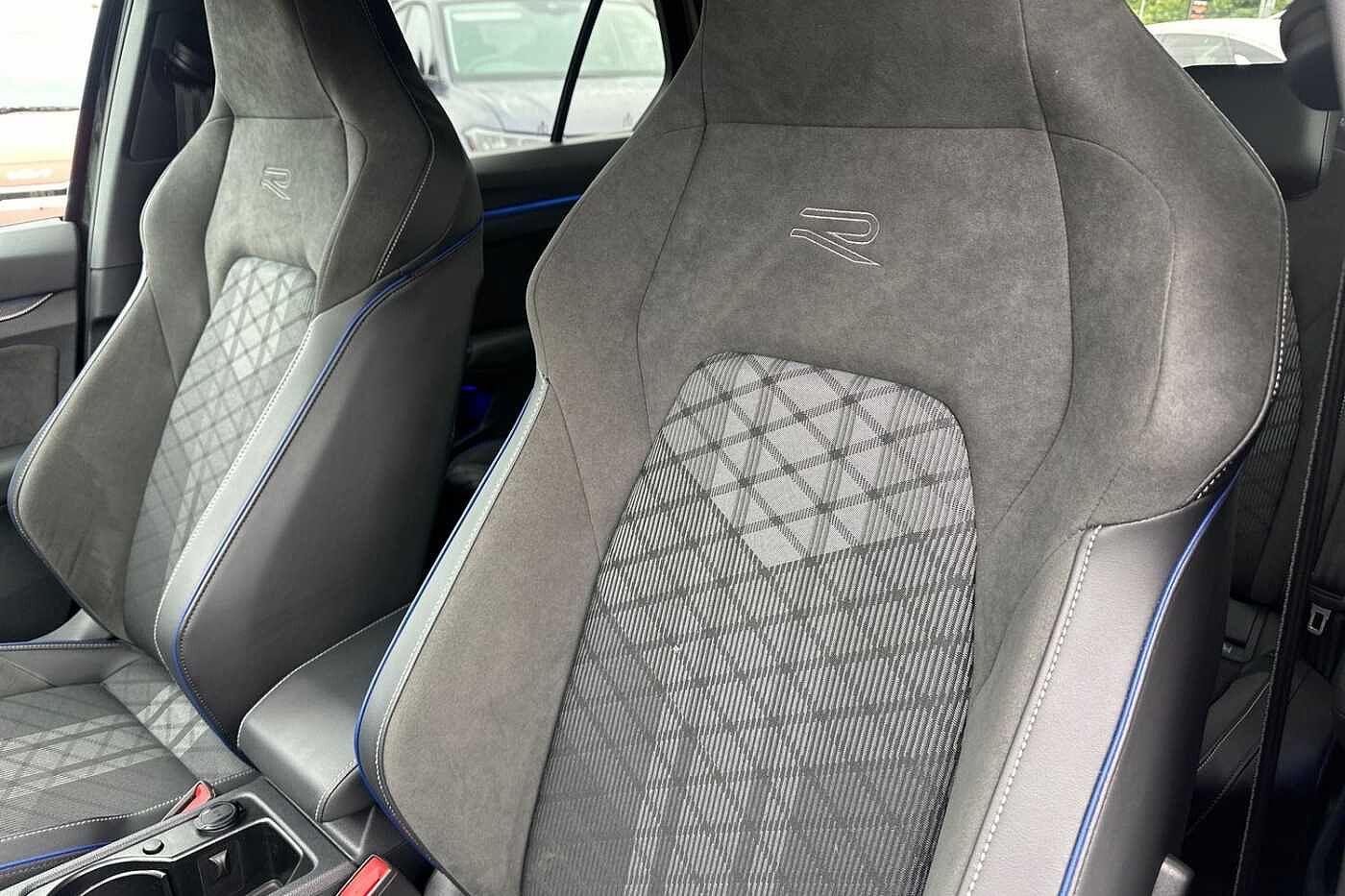 Volkswagen Golf R