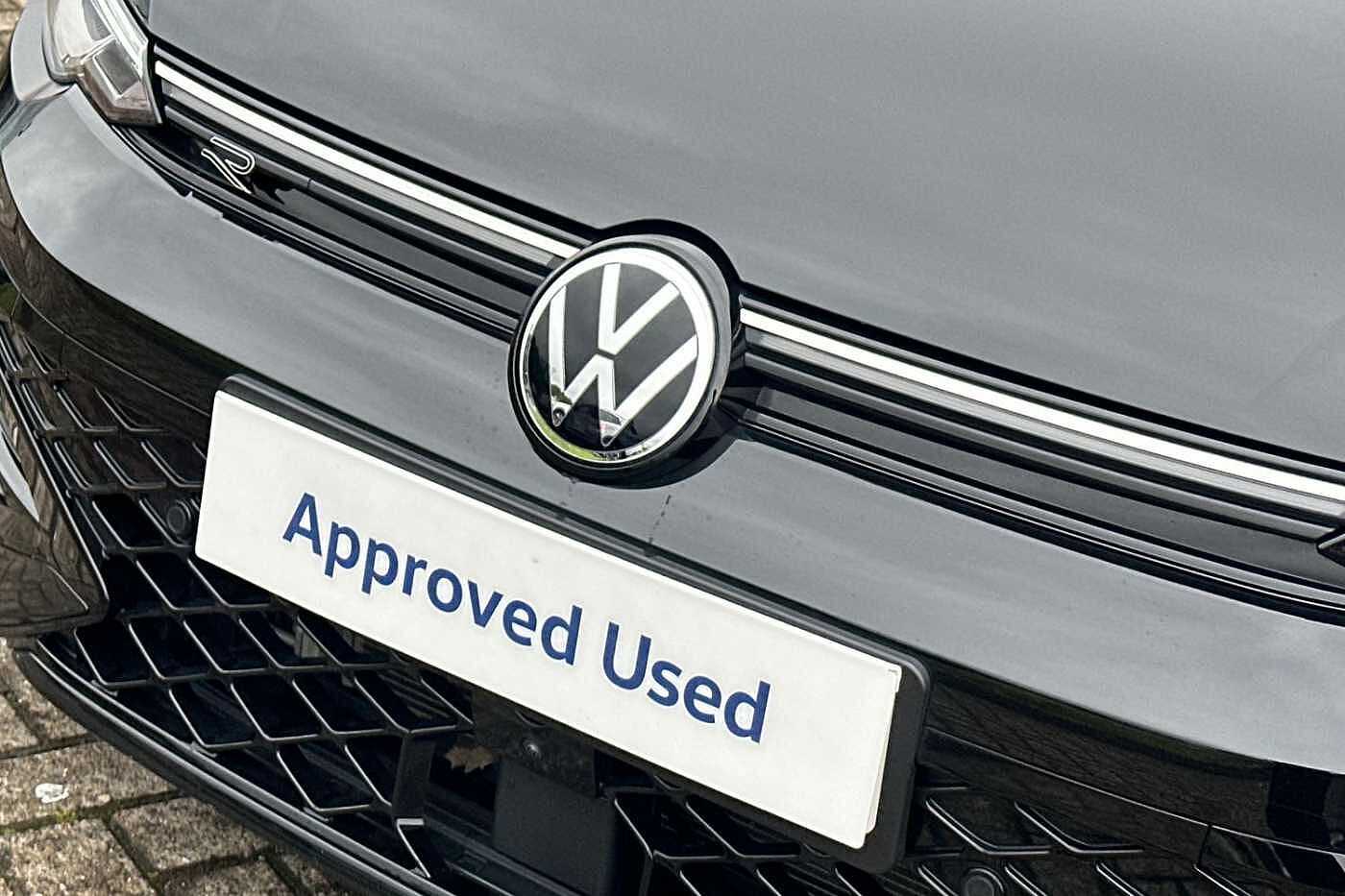 Volkswagen Golf R