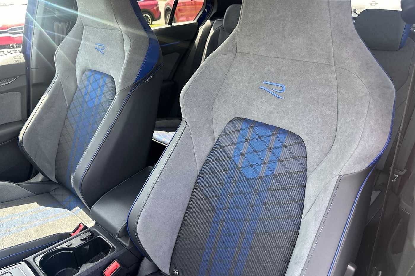 Volkswagen Golf R