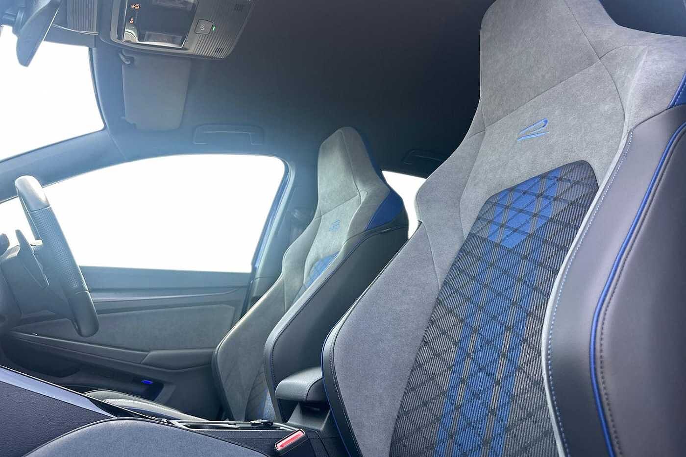 Volkswagen Golf R