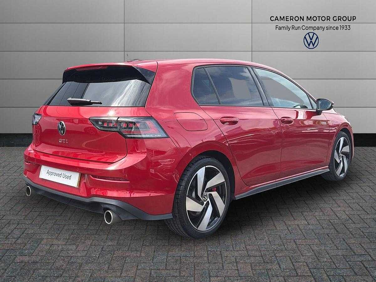 Volkswagen Golf GTI