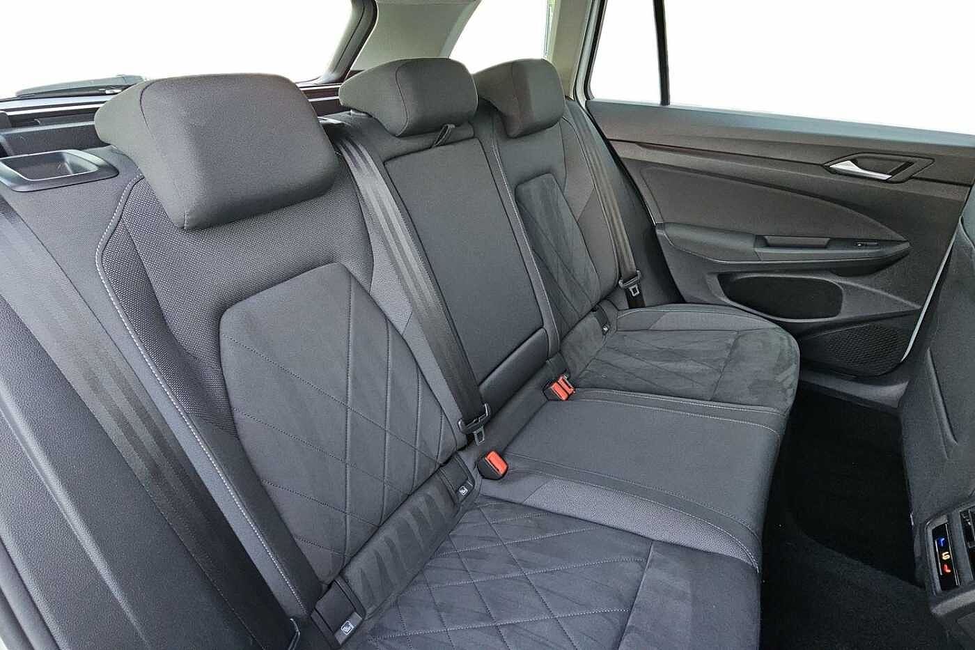 Volkswagen Golf Estate