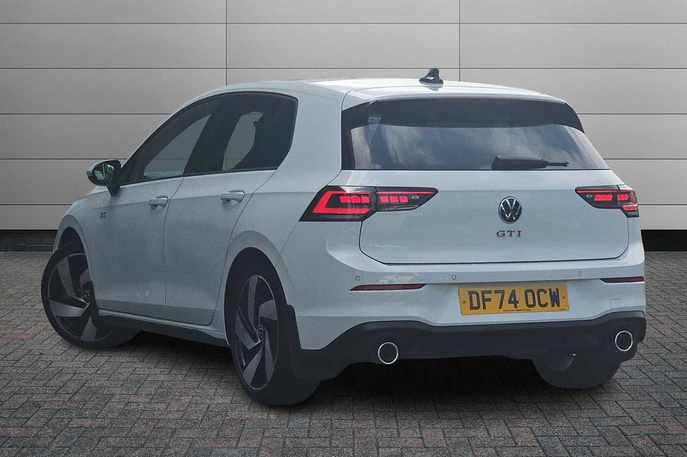 Volkswagen Golf GTI