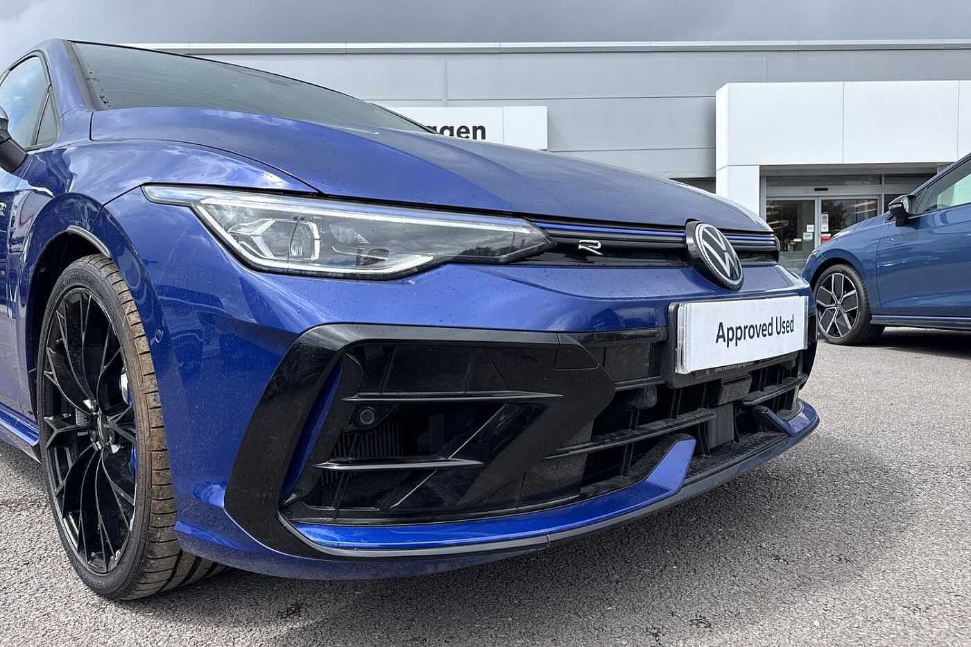 Volkswagen Golf R