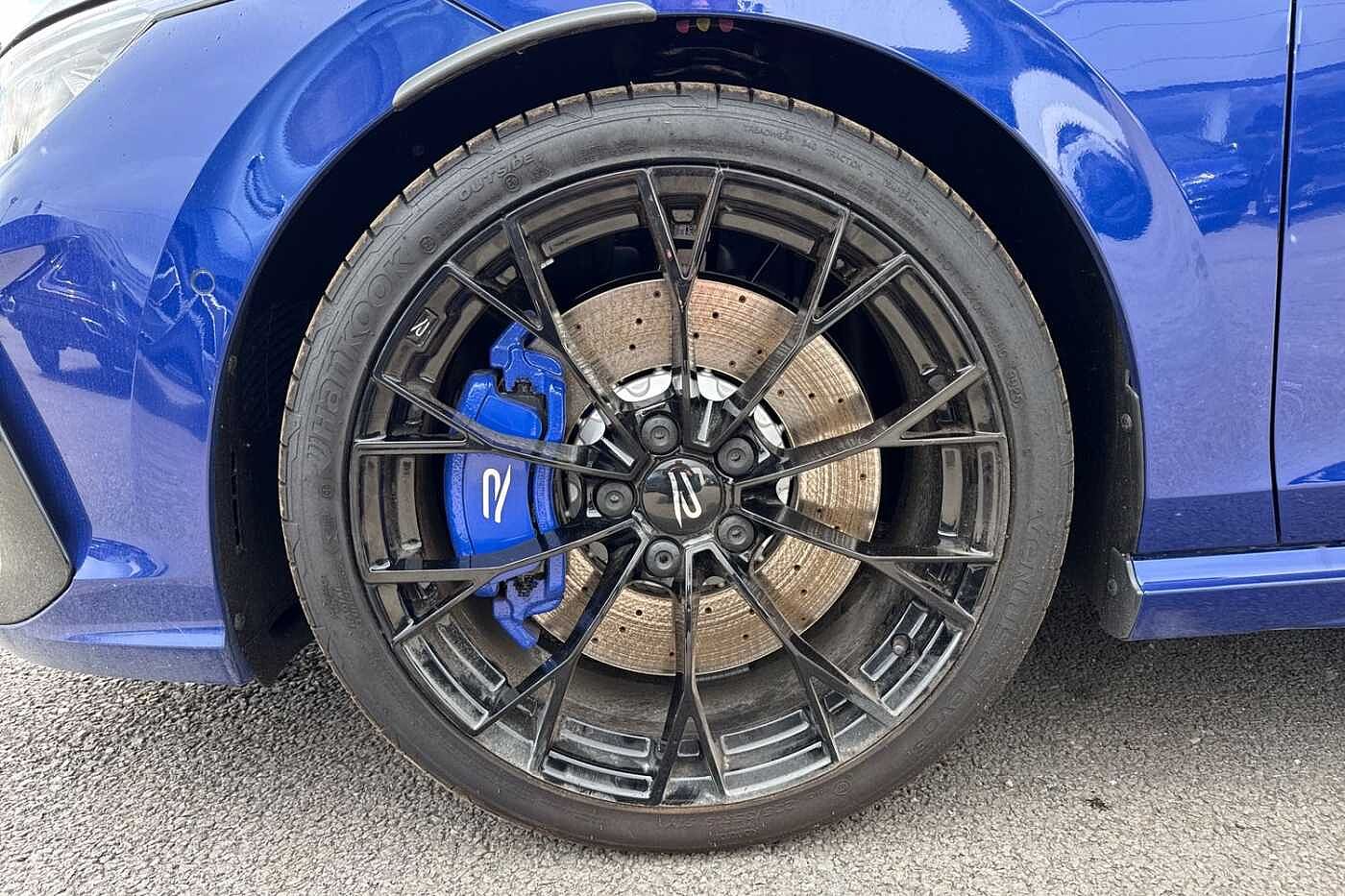 Volkswagen Golf R
