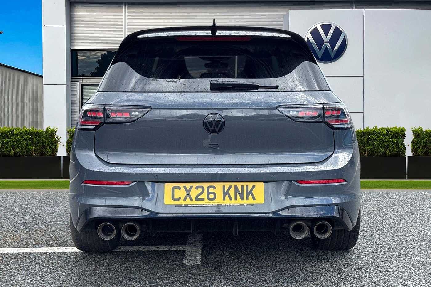 Volkswagen Golf R