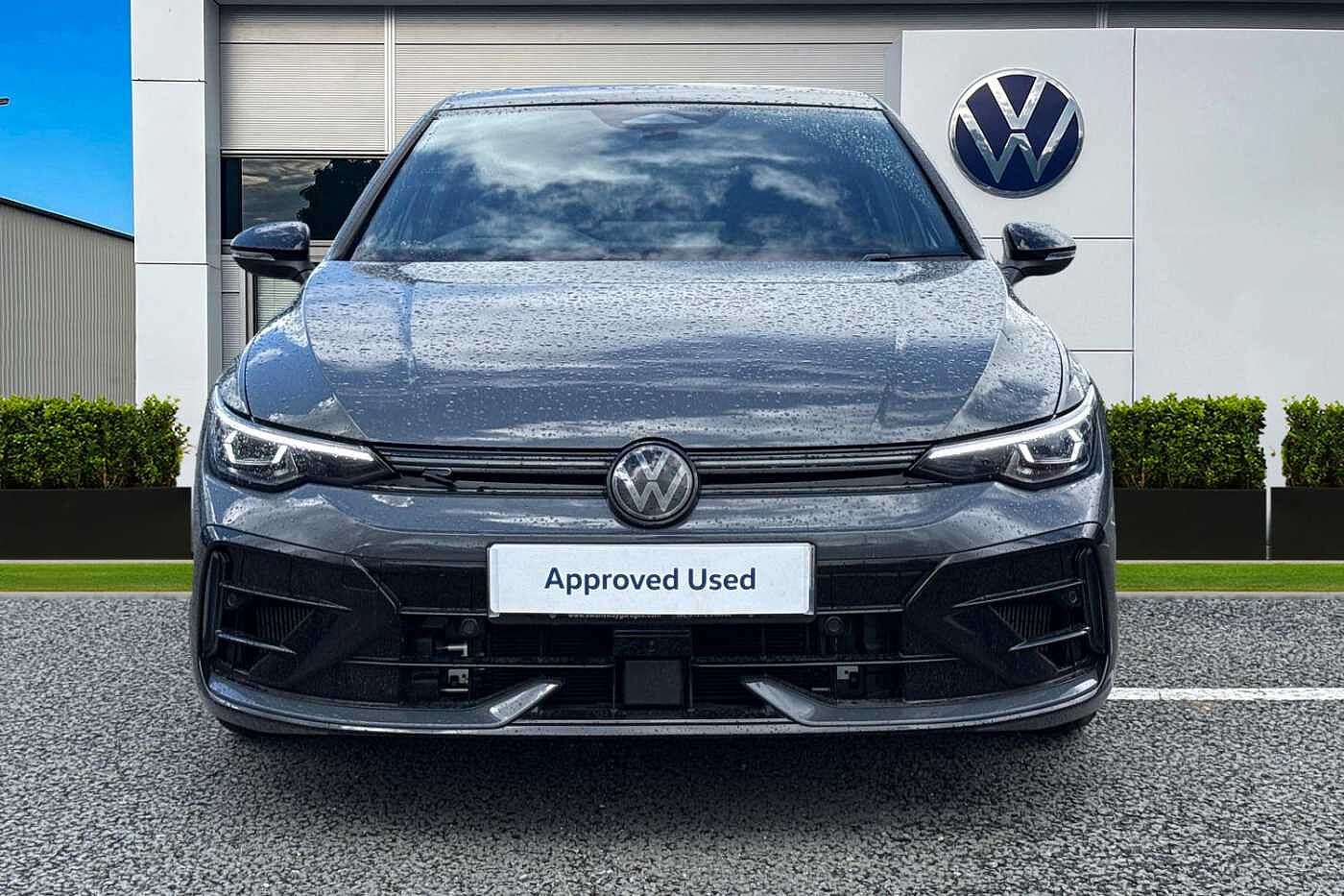 Volkswagen Golf R