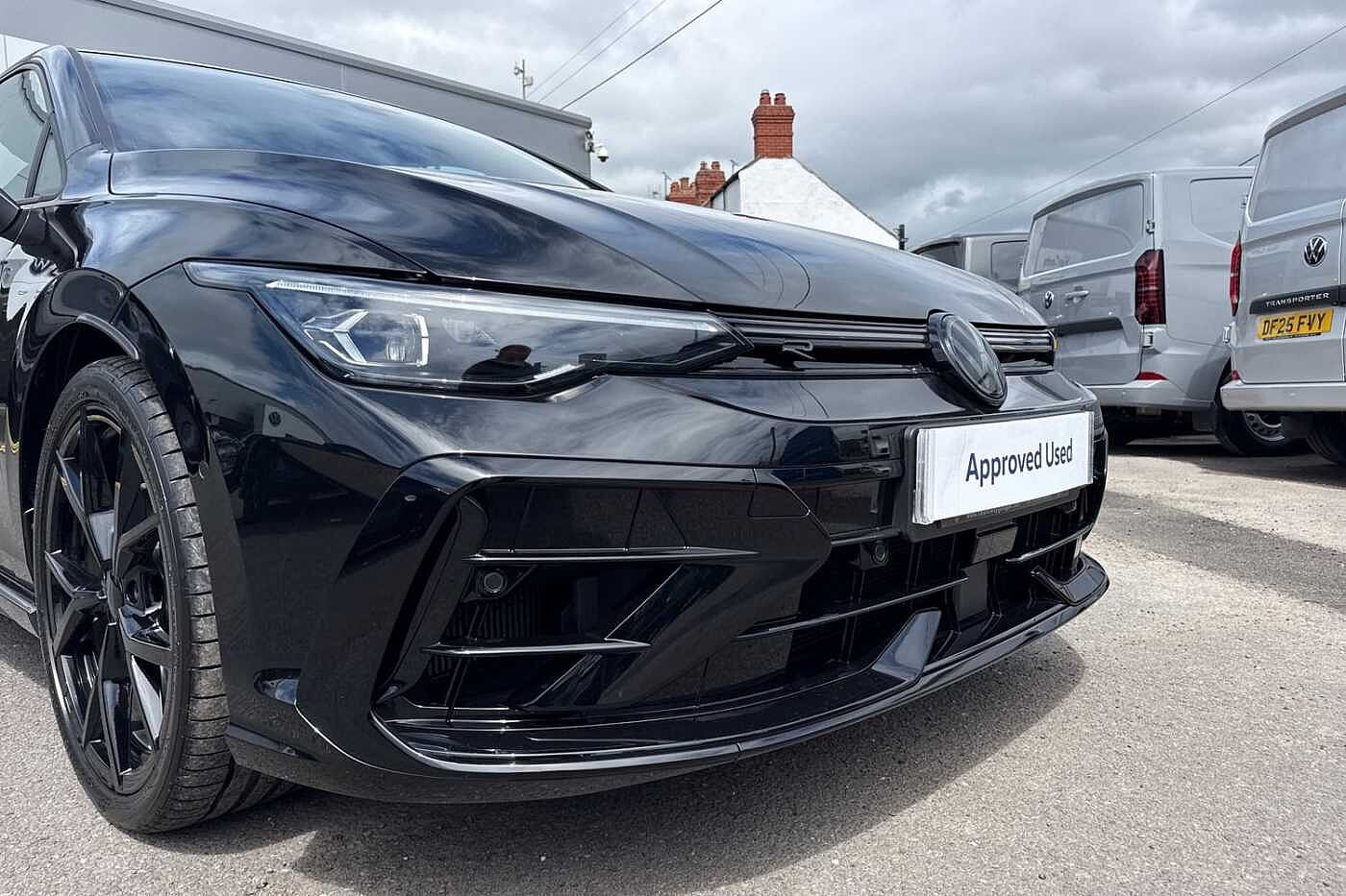Volkswagen Golf R