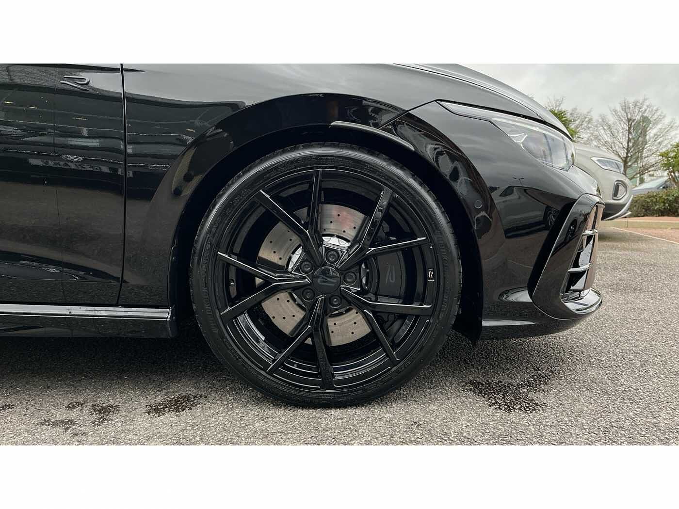 Volkswagen Golf R