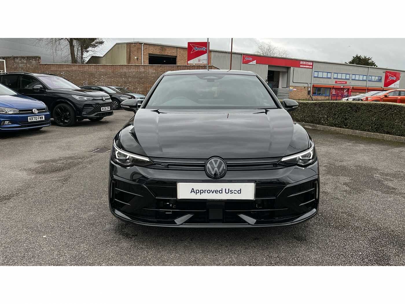 Volkswagen Golf R