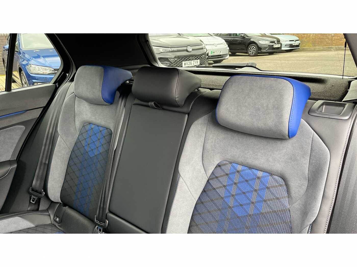 Volkswagen Golf R