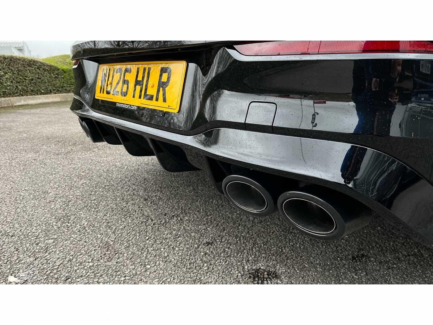 Volkswagen Golf R