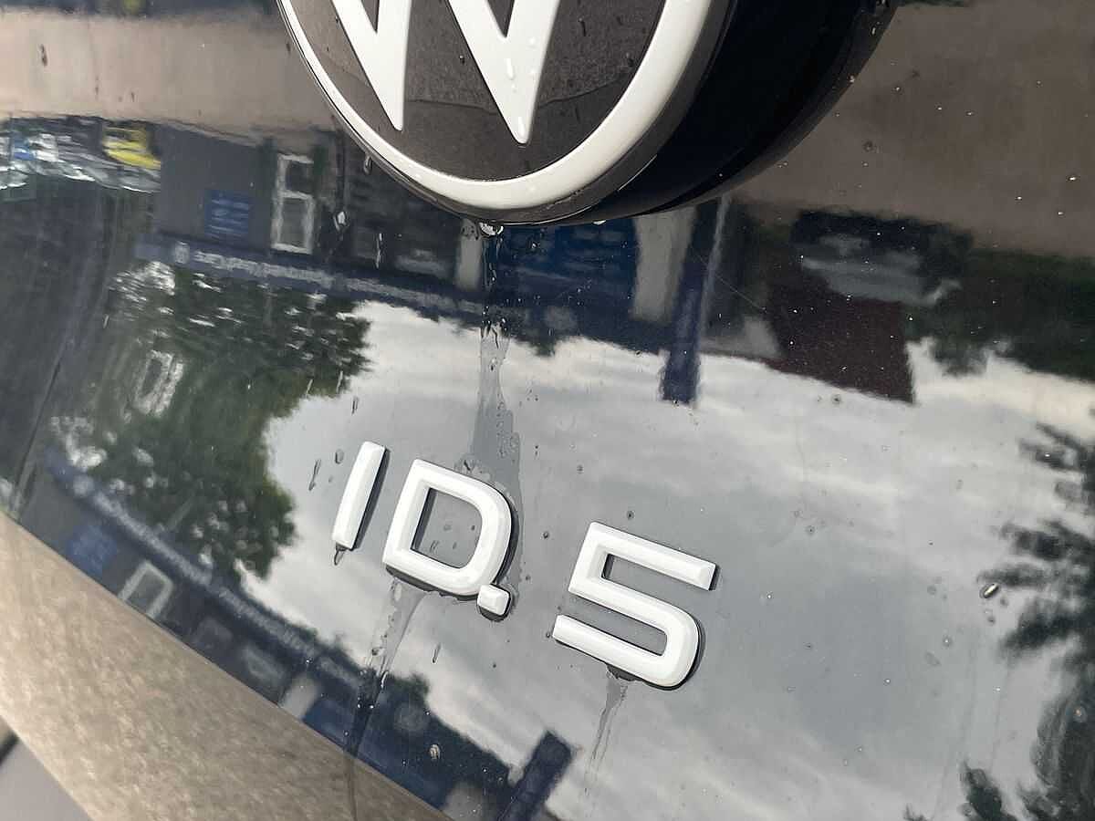 Volkswagen ID.5