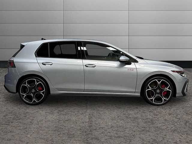 Volkswagen Golf GTI