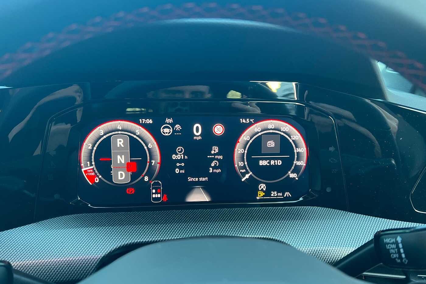 Volkswagen Golf GTI