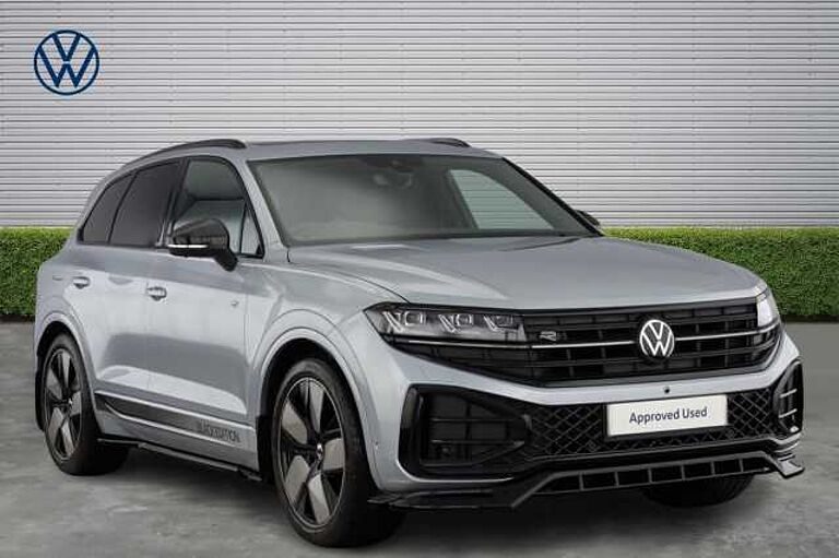 Volkswagen Touareg Black Edition 3.0 TDI 286PS 8-Speed Tiptronic 4Motion 5 Door