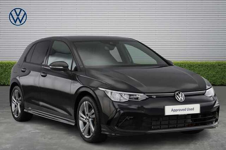 Volkswagen Golf 8 R-Line 1.5 eTSI 150PS 7-speed DSG 5 Door