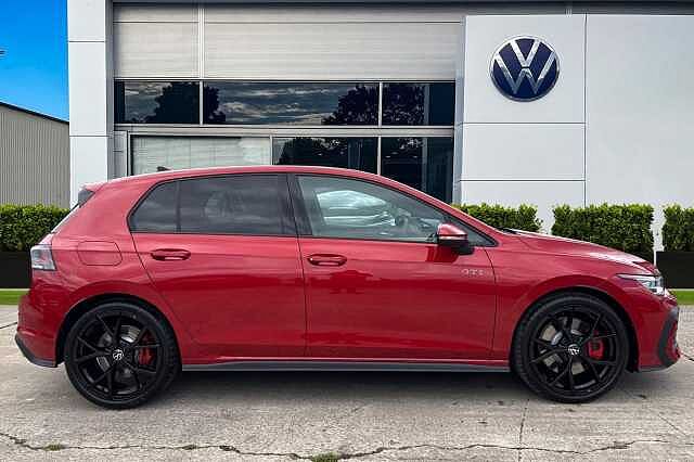 Volkswagen Golf GTI
