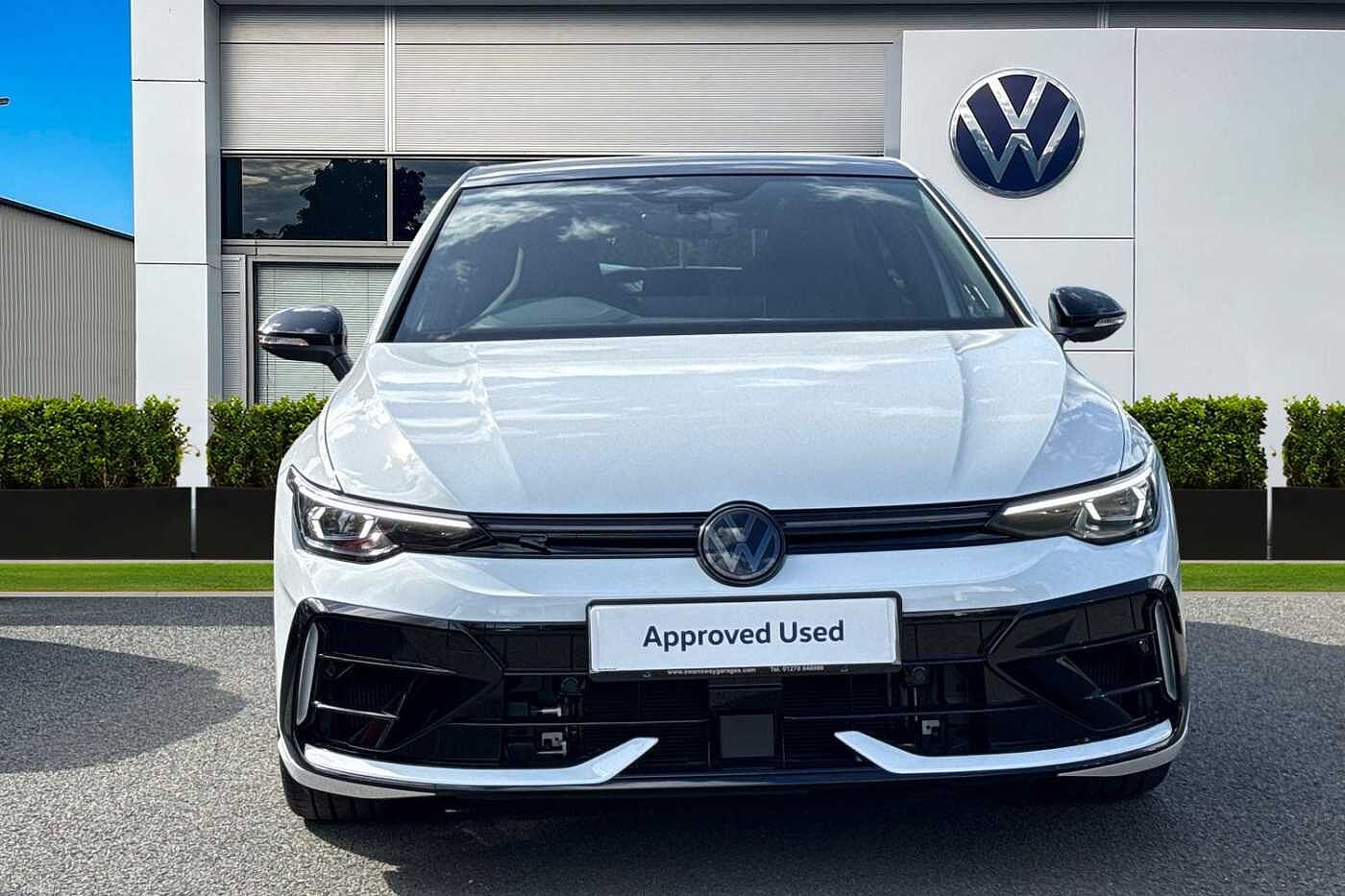Volkswagen Golf R