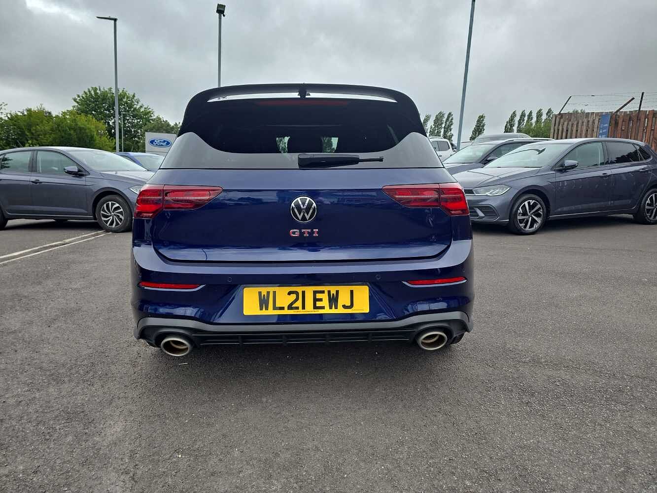 Volkswagen Golf GTI