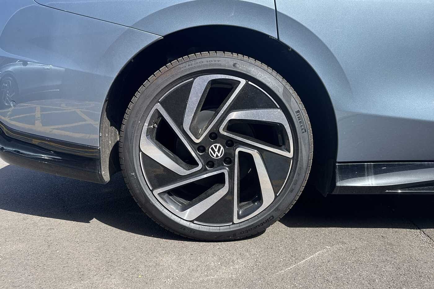 Volkswagen ID.7 Tourer