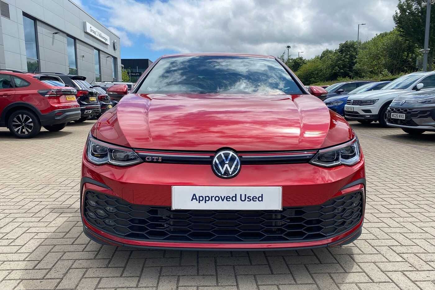 Volkswagen Golf GTI