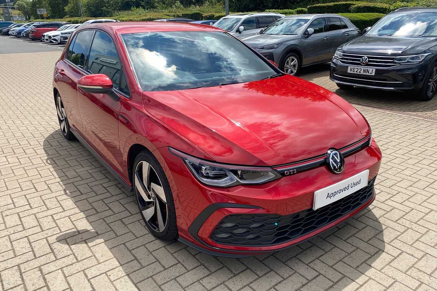 Volkswagen Golf GTI