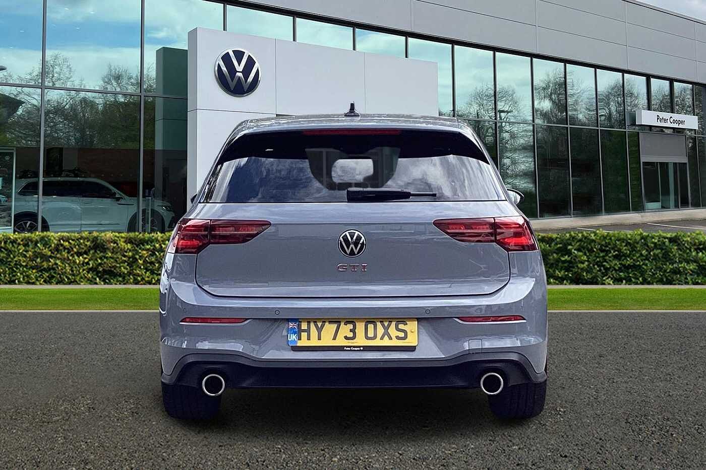 Volkswagen Golf GTI
