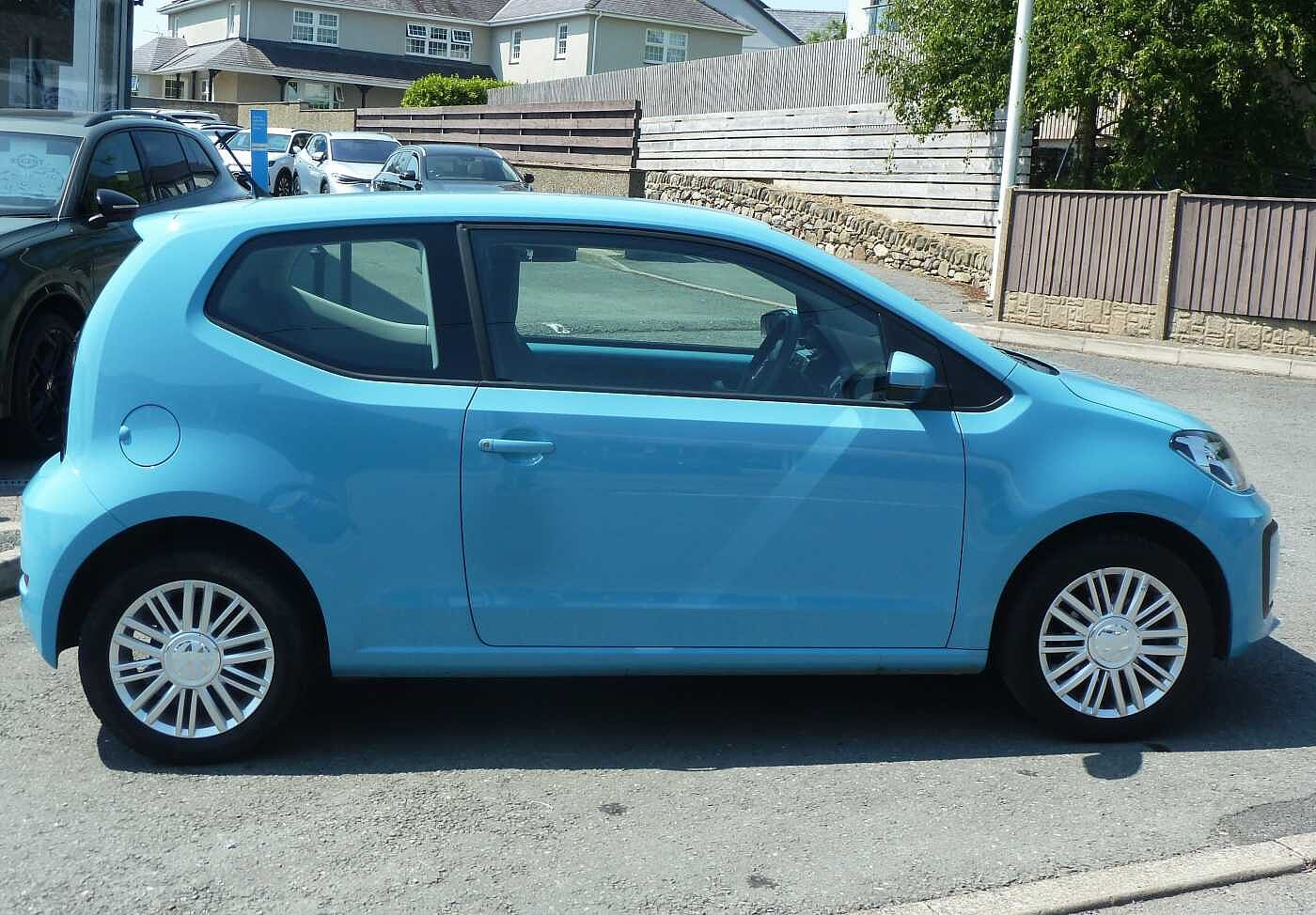 Volkswagen up!