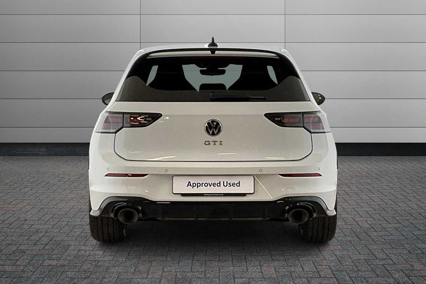 Volkswagen Golf GTI