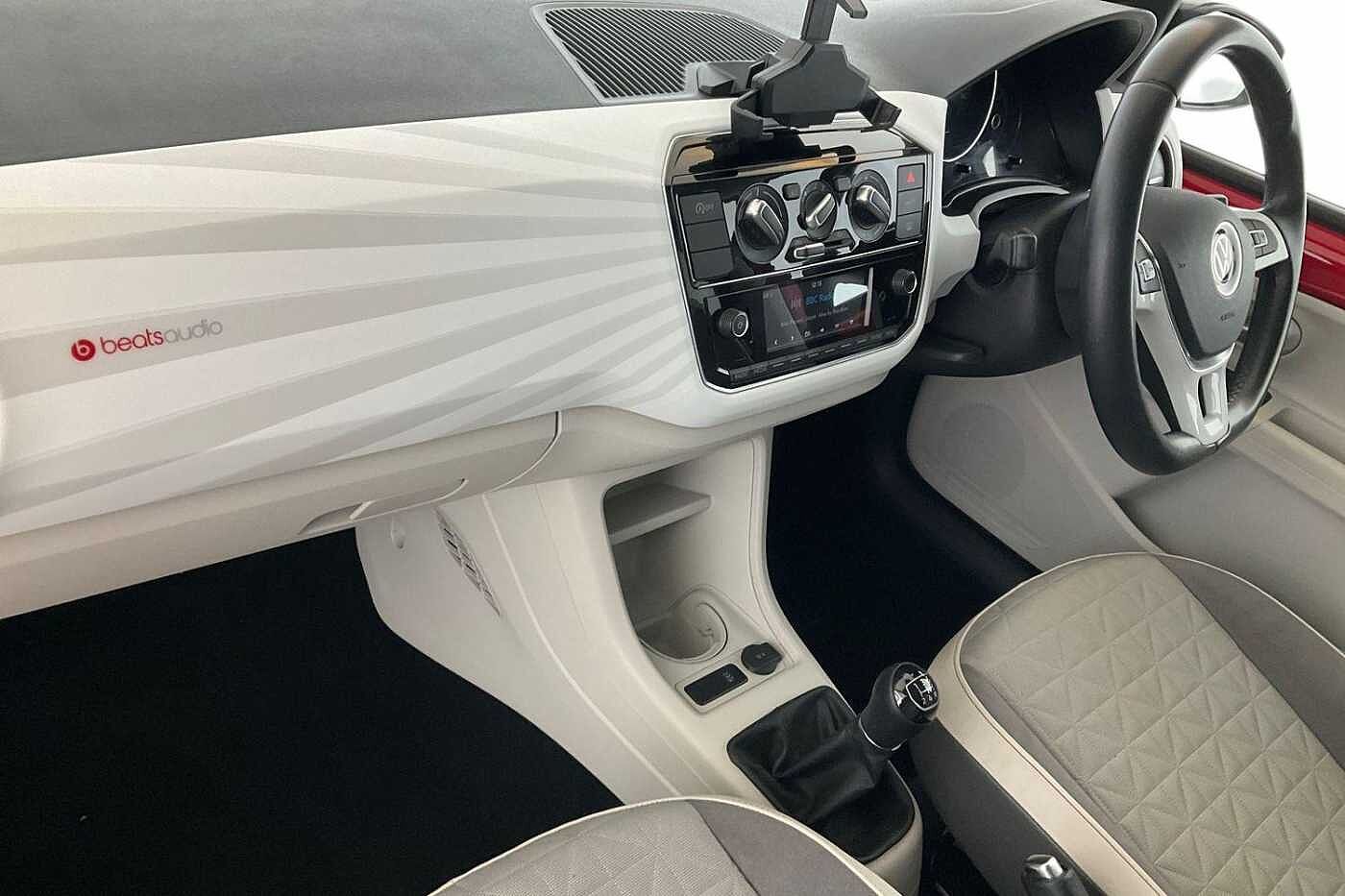 Volkswagen up!