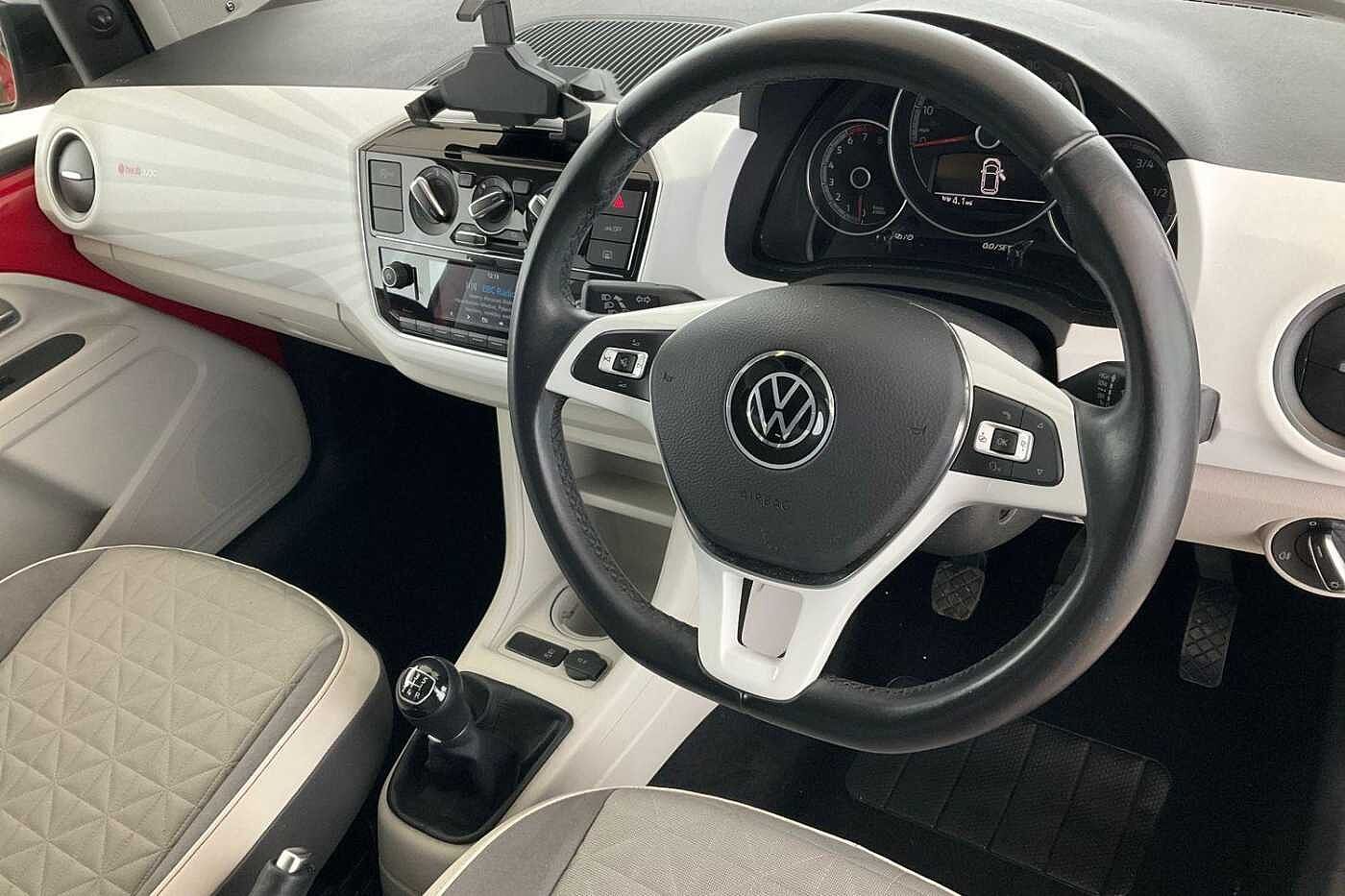 Volkswagen up!
