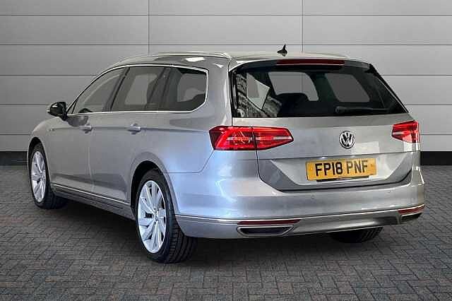 Volkswagen Passat Estate GTE