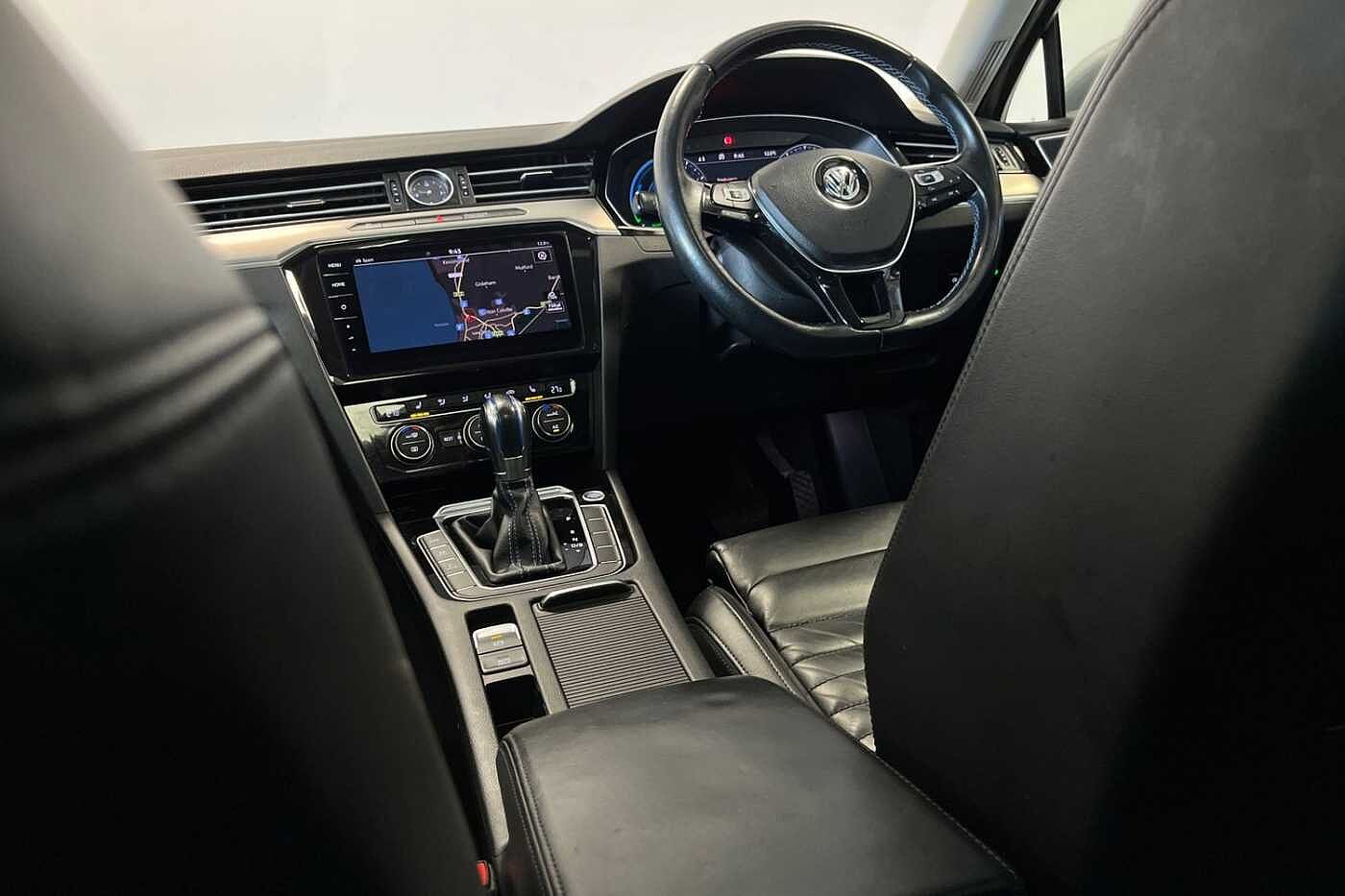 Volkswagen Passat Estate GTE