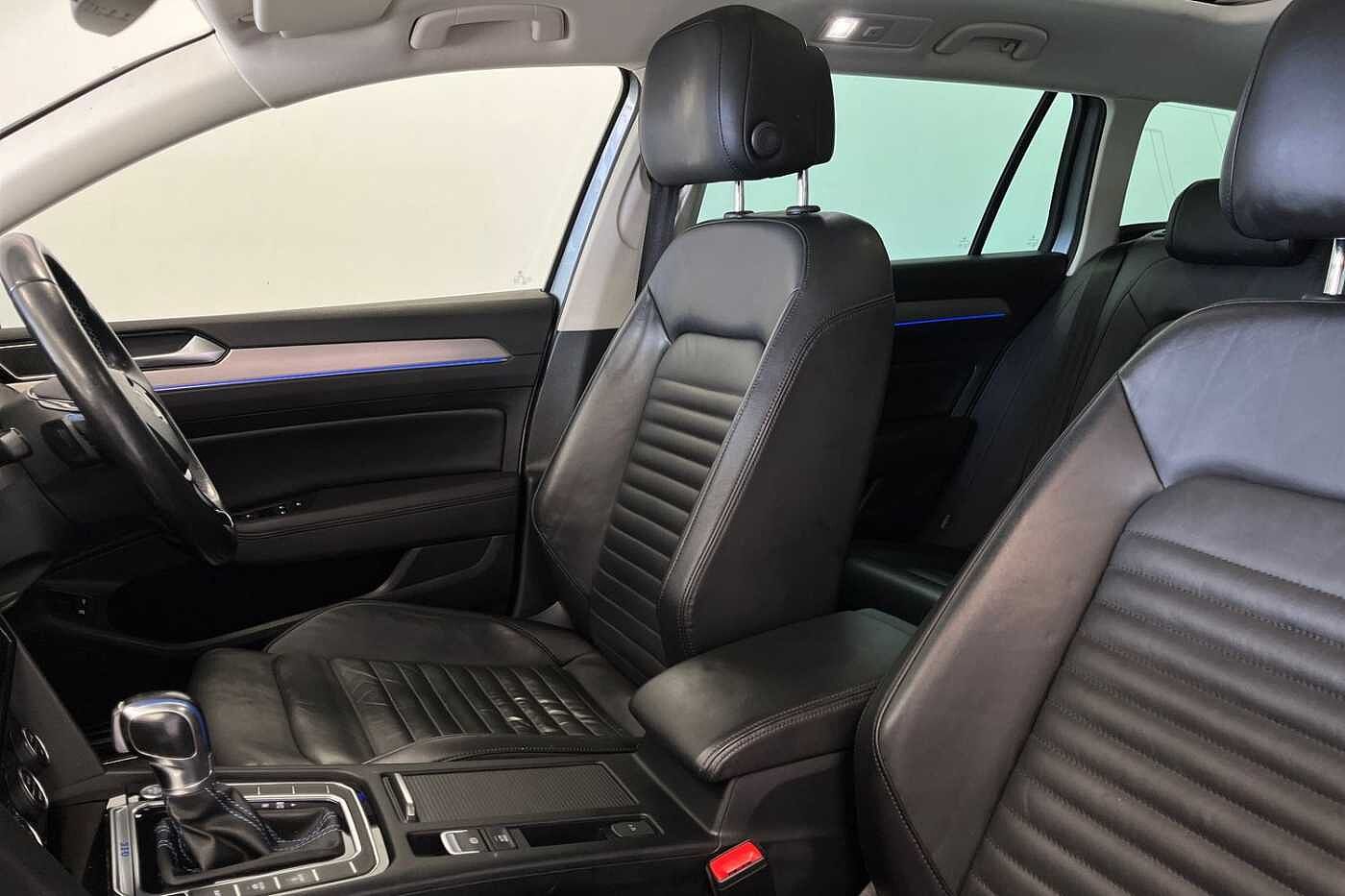 Volkswagen Passat Estate GTE