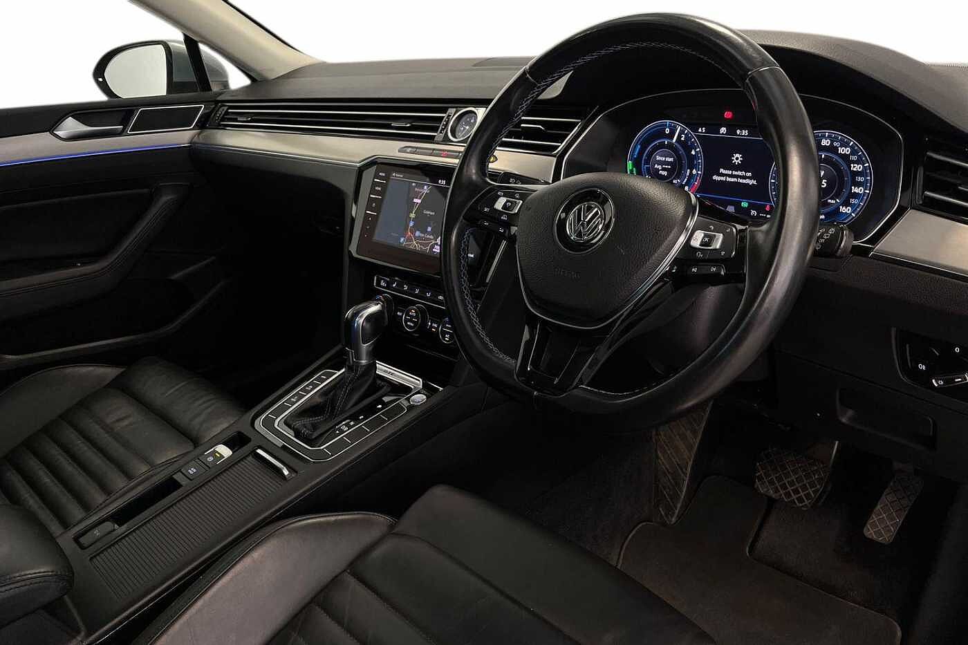 Volkswagen Passat Estate GTE