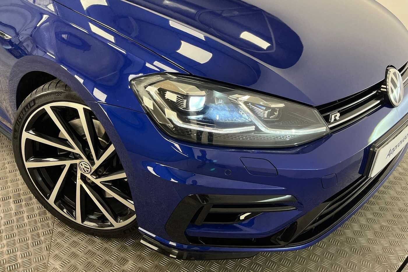 Volkswagen Golf R