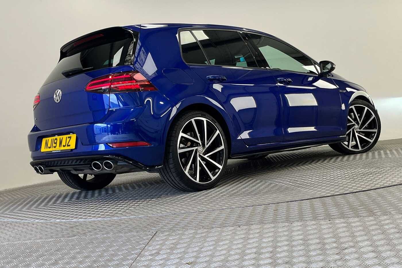 Volkswagen Golf R