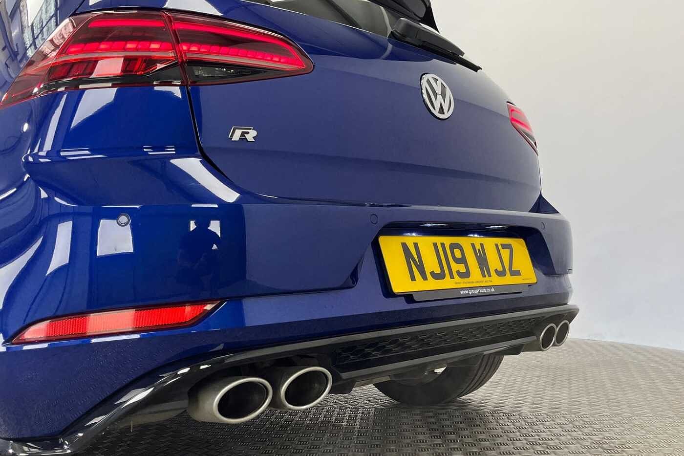 Volkswagen Golf R