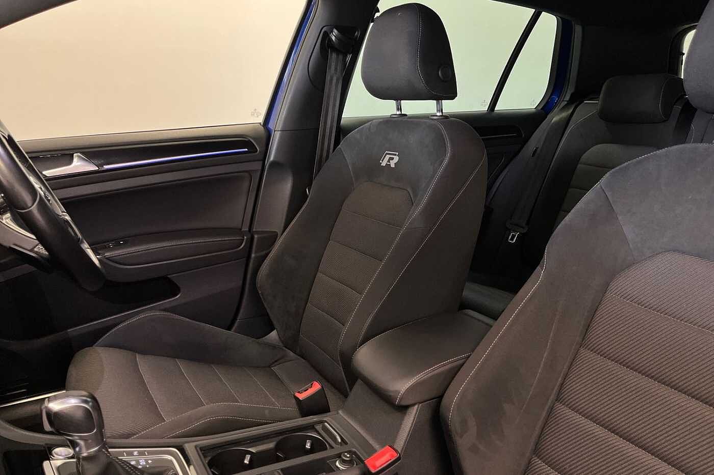Volkswagen Golf R