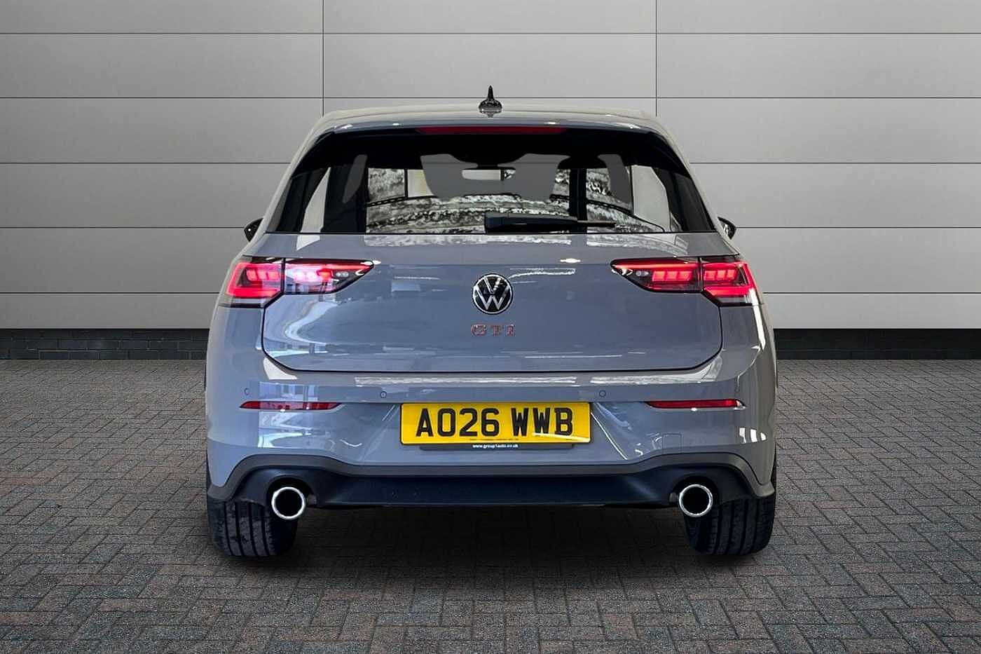 Volkswagen Golf GTI